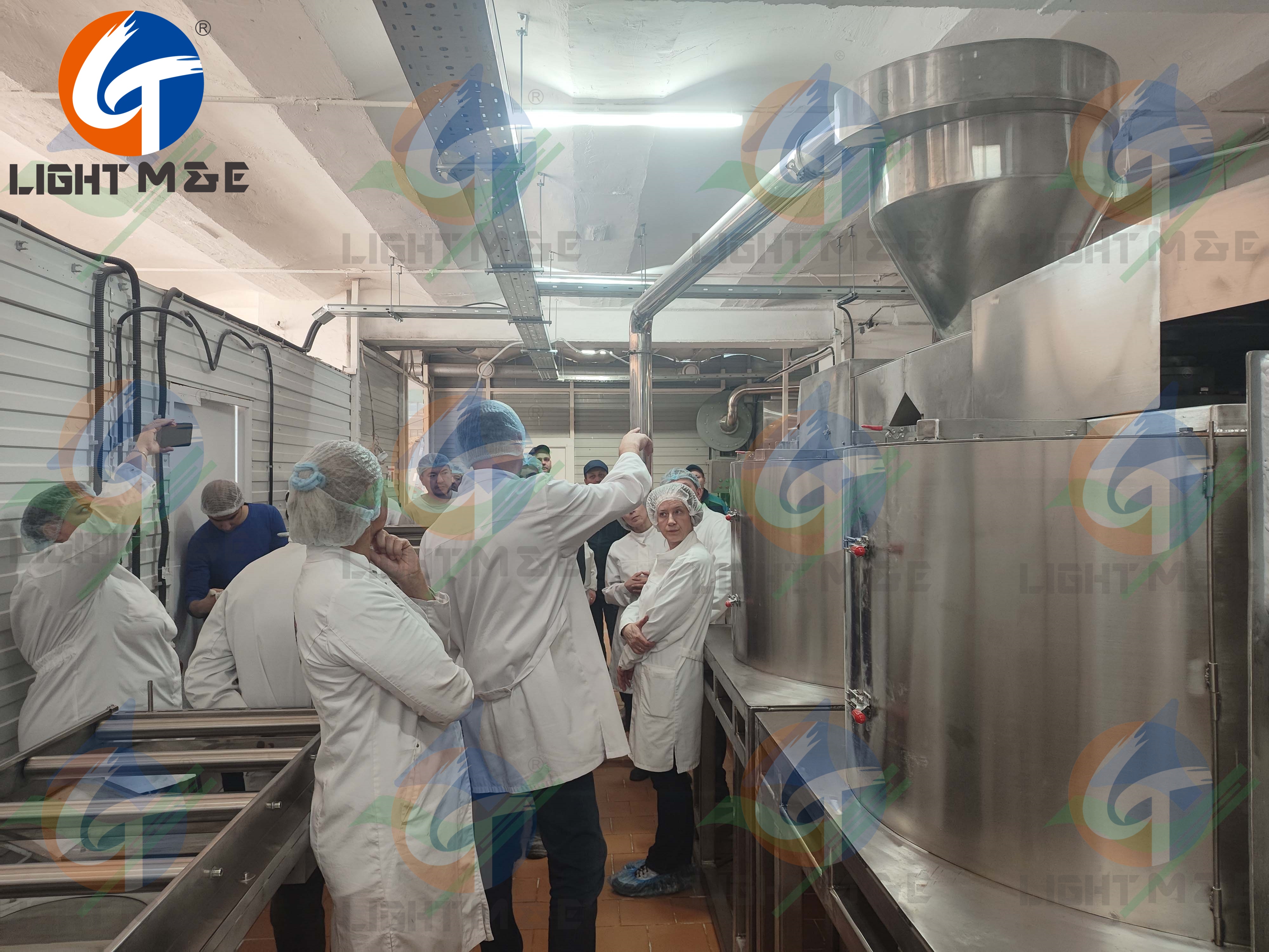 10.7 بوصة، علامة تجارية جديدة 2