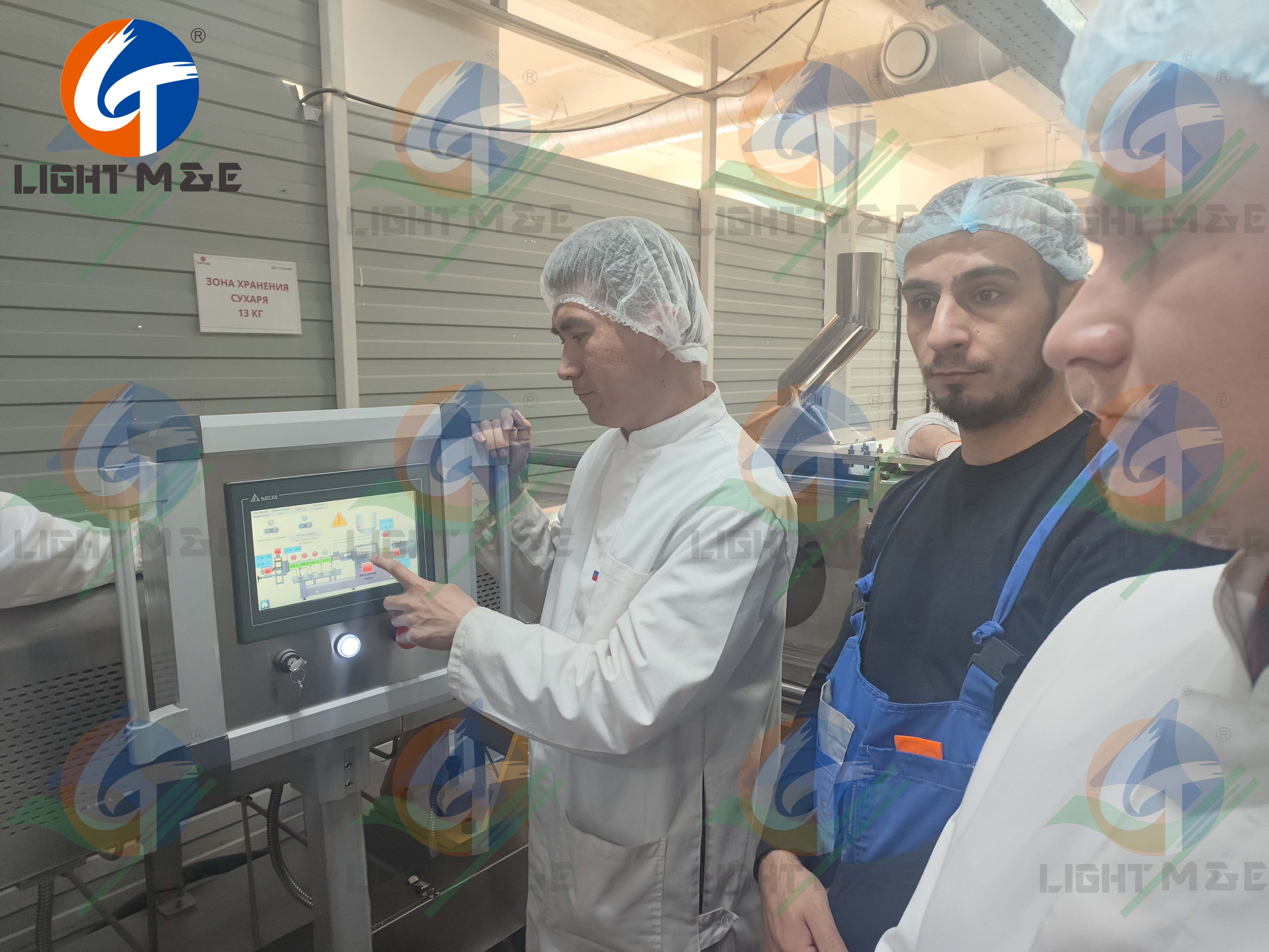 10.7 بوصة، علامة تجارية جديدة